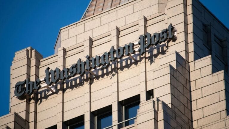 Washington Post cắt giảm 4% nhân sự